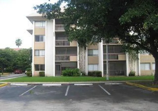 701-n-pine-island-rd-304-plantation-fl-33324/hzid_1121ac04