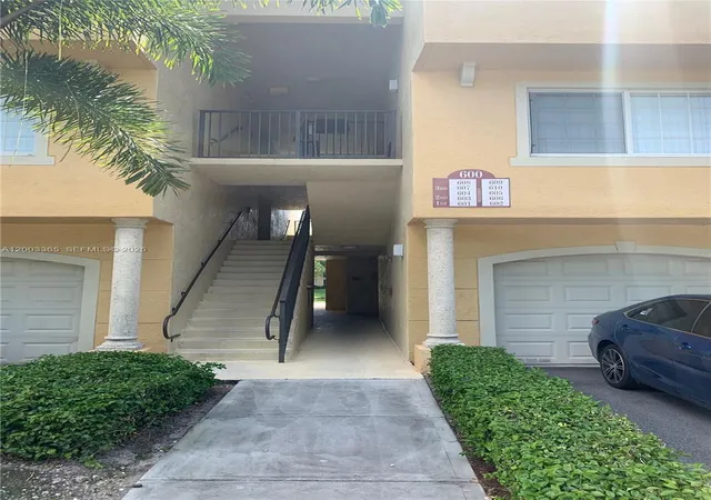 600-n-crestwood-ct-n-610-royal-palm-beach-fl-33411/hzid_22c54bd2