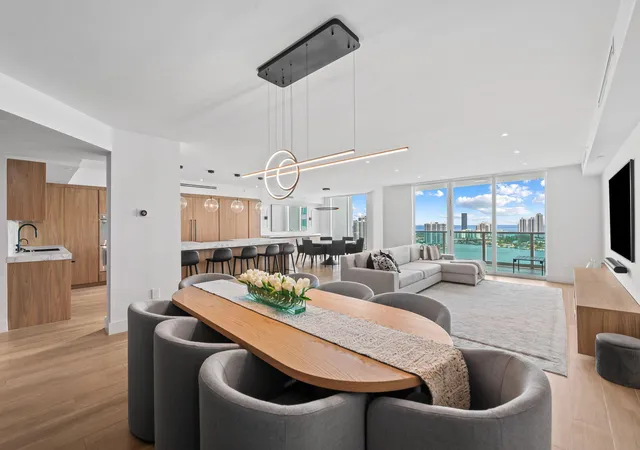 3301-ne-183rd-st-2906-aventura-fl-33160/hzid_af030010
