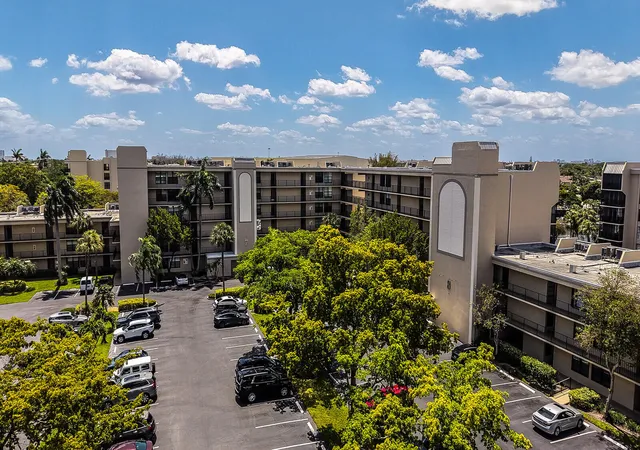 8-royal-palm-wy-401-boca-raton-fl-33432/hzid_75920211