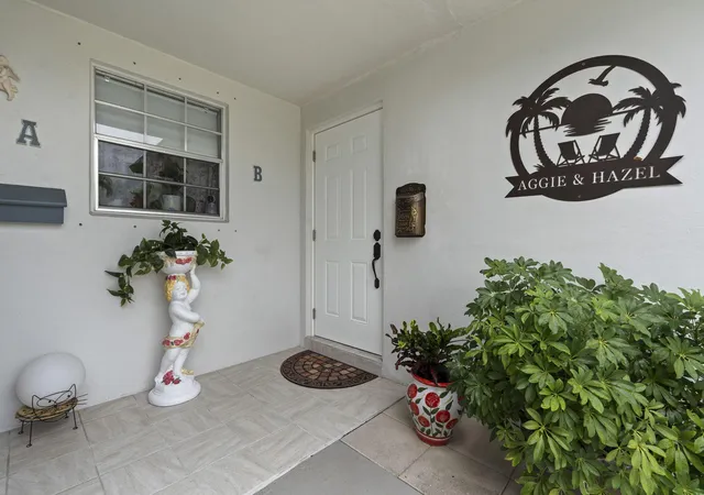 1177-s-dr-cir-b-delray-beach-fl-33445/hzid_e11c4d3b