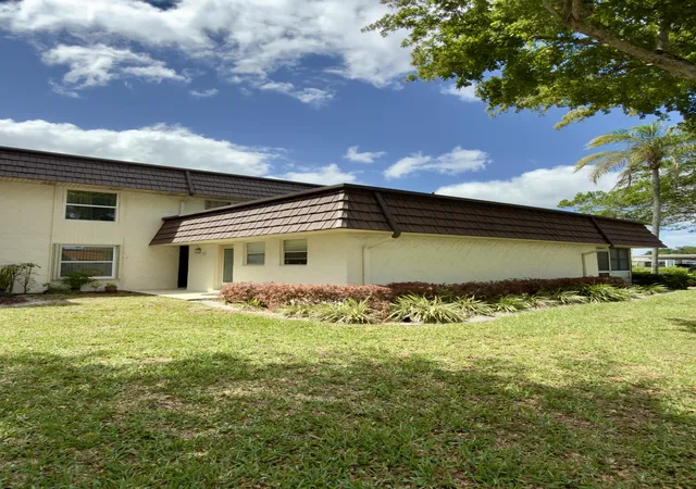 12005-poinciana-blvd-royal-palm-beach-fl-33411/hzid_7103e8df