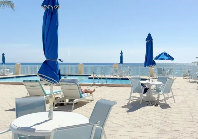 3475-s-ocean-blvd-116-palm-beach-fl-33480/hzid_fc6341a4