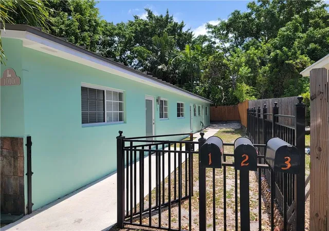 1010-nw-3rd-ave-hallandale-beach-fl-33009/hzid_20574df2