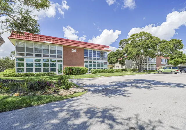 26-pine-arbor-ln-201-vero-beach-fl-32962/hzid_82855c7d