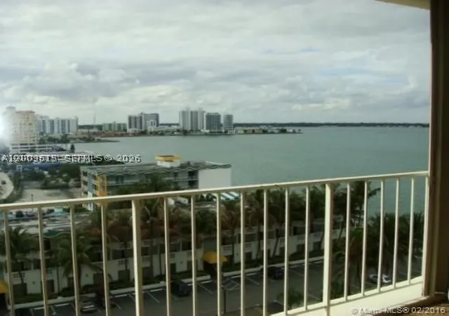 1865-79th-st-cswy-6l-north-bay-village-fl-33141/hzid_91d10318