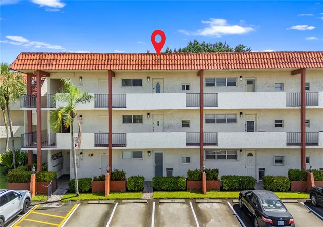 8990-s-hollybrook-blvd-unit-305-pembroke-pines-fl-33025/hzid_a7924430