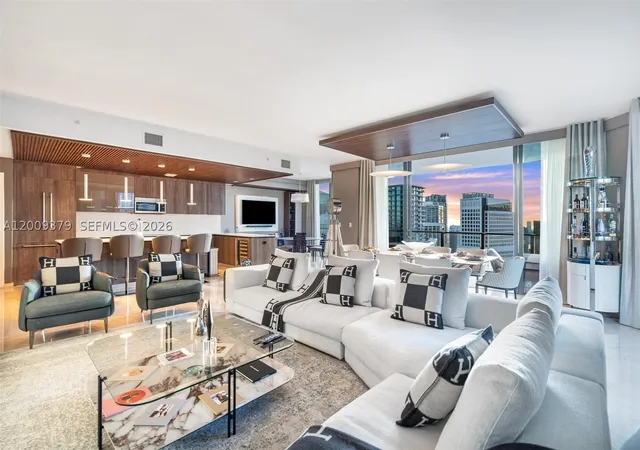 88-sw-7th-st-3801-miami-fl-33130/hzid_18fcb85d
