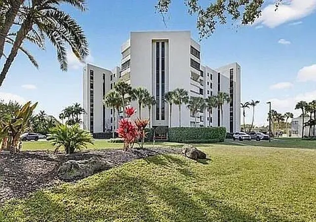 6463-la-costa-dr-105-boca-raton-fl-33433/hzid_e897e795