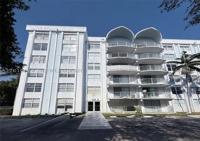 482-nw-165th-st-rd-a-307-miami-fl-33169/hzid_79be68fb
