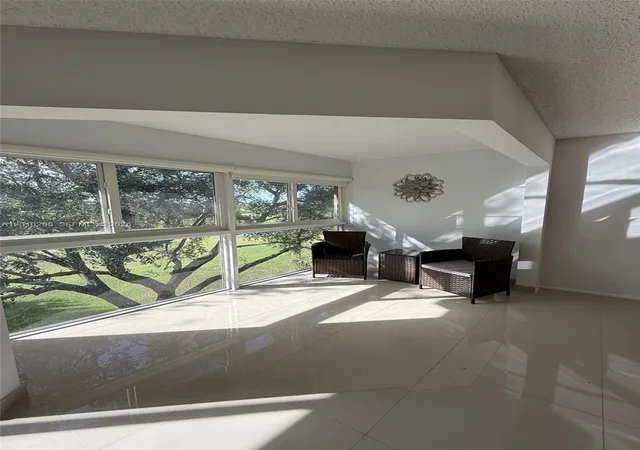 1300-sw-125th-ave-404k-pembroke-pines-fl-33027/hzid_3eddac1c
