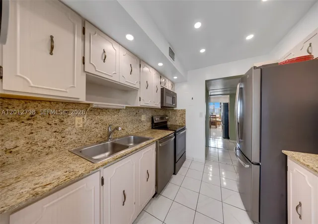 3113-s-ocean-dr-506-hallandale-beach-fl-33009/hzid_cc0202ef