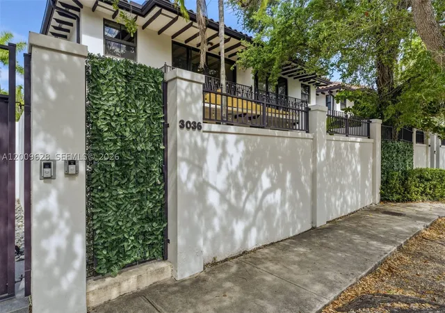 3036-mcdonald-street-miami-fl-33133/hzid_62247190