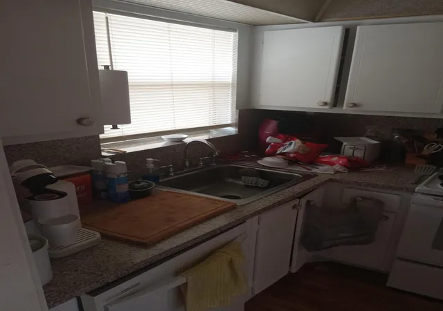 2901-e-sunrise-lakes-dr-e-202-sunrise-fl-33322/hzid_c580b4df