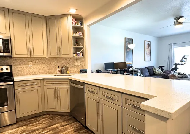 50-sw-3rd-ave-3020-boca-raton-fl-33432/hzid_f97c3932