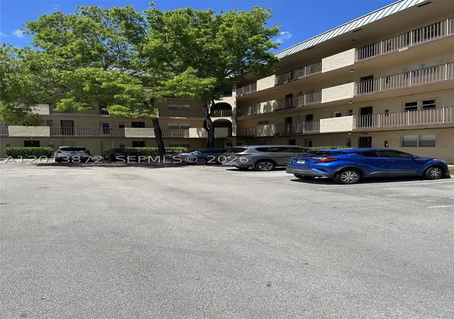 6061-n-falls-cir-dr-106-lauderhill-fl-33319/hzid_9d152489