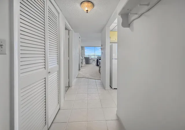 555-nw-4th-ave-401-boca-raton-fl-33432/hzid_a44a37a1