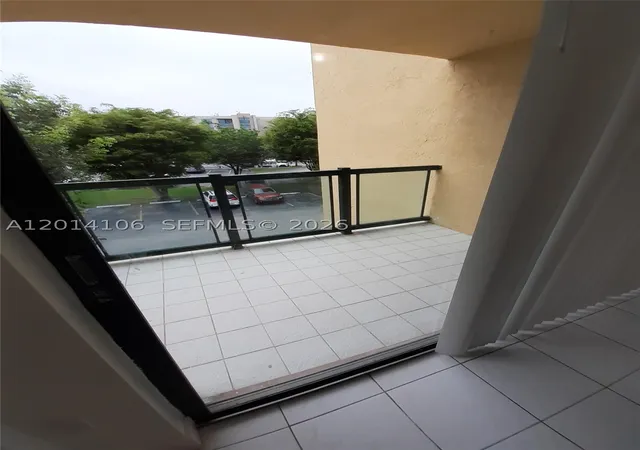 11800-sw-18th-st-314-4-miami-fl-33175/hzid_a3231394
