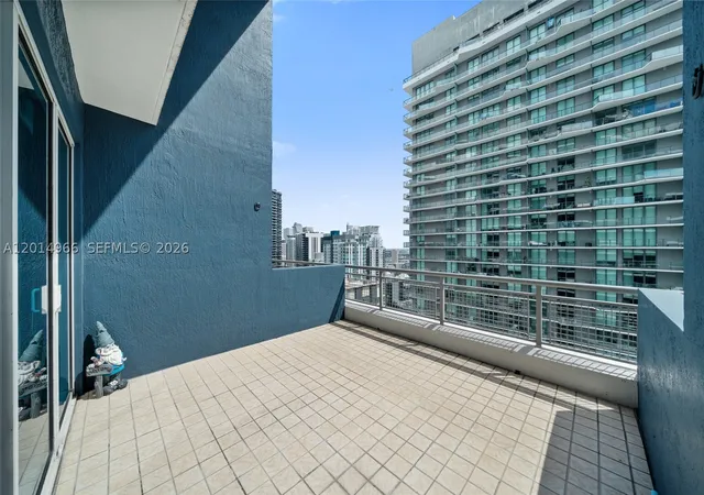 60-sw-13th-st-4008-miami-fl-33130/hzid_113e801a