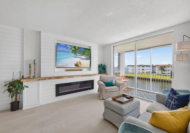 100-paradise-harbour-blvd-307-north-palm-beach-fl-33408/hzid_748b029b