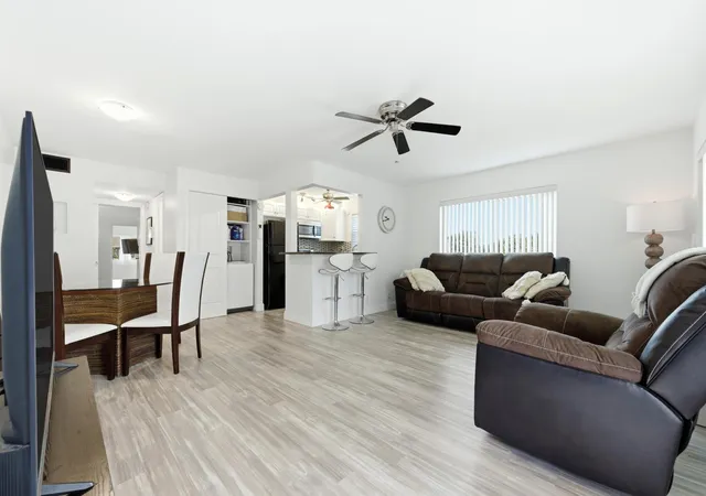 70-bedford-c-west-palm-beach-fl-33417/hzid_0ae621a9