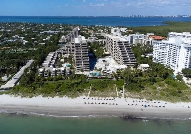 201-crandon-blvd-424-key-biscayne-fl-33149/hzid_60eeb206