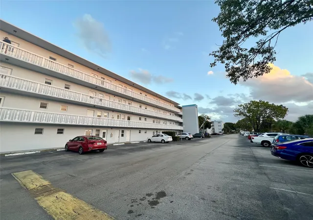 600-ne-2nd-st-unit-107-dania-beach-fl-33004/hzid_52d603ac