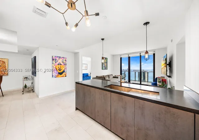 1010-brickell-ave-3904-miami-fl-33131/hzid_e6d571c5