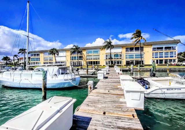 1351-bayshore-dr-108-fort-pierce-fl-34949/hzid_672c029e