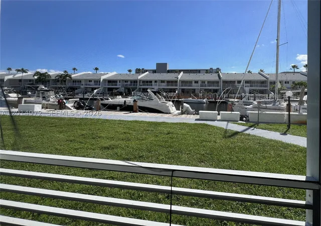 3550-ne-169th-st-107-north-miami-beach-fl-33160/hzid_4061e47c