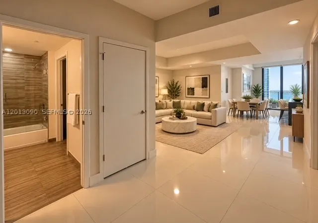 1010-brickell-ave-3704-miami-fl-33131/hzid_aff95730