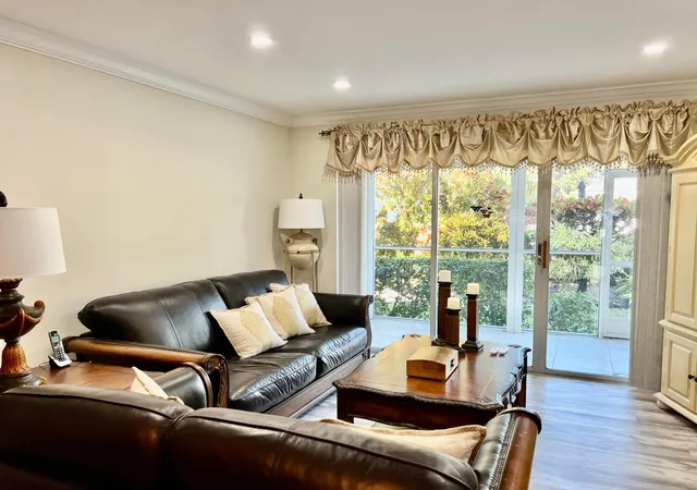 1541-s-ocean-blvd-115-lauderdale-by-the-sea-fl-33062/hzid_5192f093