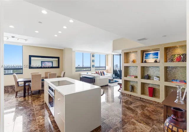 1330-west-ave-ph05-miami-beach-fl-33139/hzid_5f6ae05b
