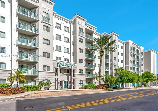 6001-sw-70th-st-241-south-miami-fl-33143/hzid_db2a98e5