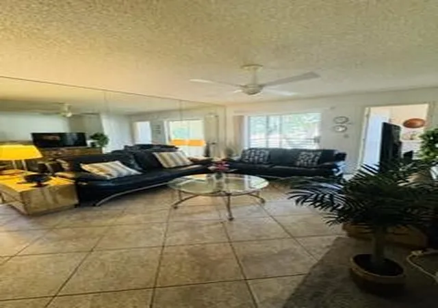 505-gardens-dr-204-pompano-beach-fl-33069/hzid_b9b1897c