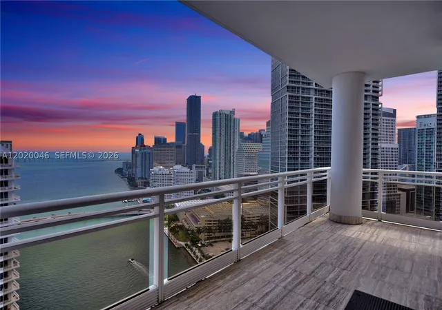 901-brickell-key-blvd-3204-miami-fl-33131/hzid_96533ef8