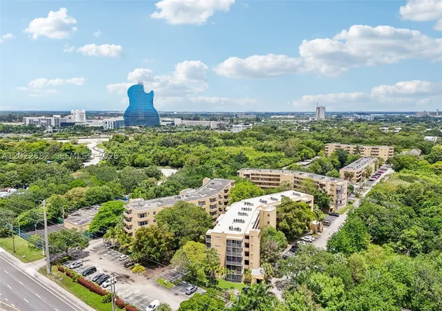 4111-stirling-rd-509-dania-beach-fl-33314/hzid_12465c2c