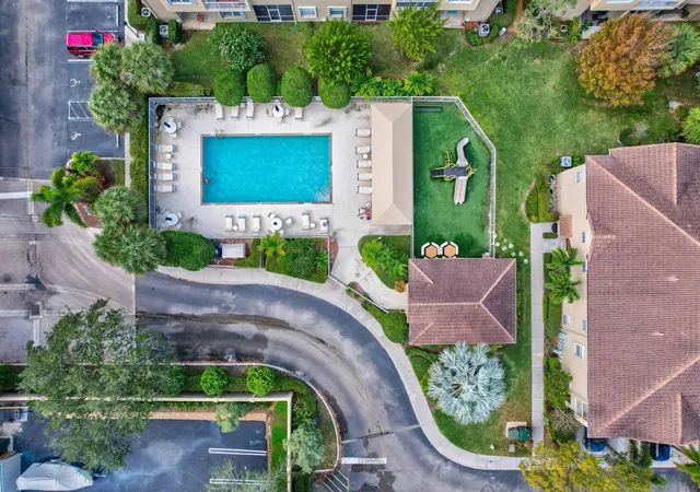 114-lighthouse-cir-unit-c-tequesta-fl-33469/hzid_e7eed072