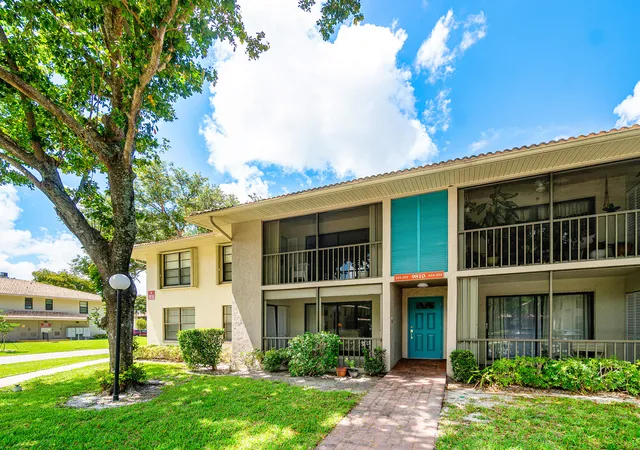 9810-pineapple-tree-dr-101-boynton-beach-fl-33436/hzid_17b87492