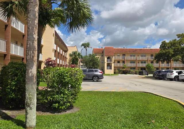 2881-n-pine-island-rd-sunrise-fl-33322/hzid_f05936d1