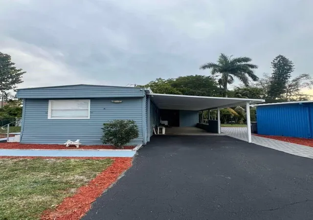 2000-n-congress-ave-41-west-palm-beach-fl-33409/hzid_0cc04184