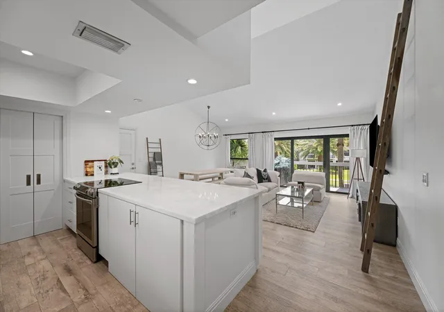 11863-wimbledon-cir-532-wellington-fl-33414/hzid_cc629cf6