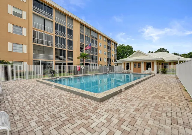 304-golfview-rd-304-north-palm-beach-fl-33408/hzid_0f87222b