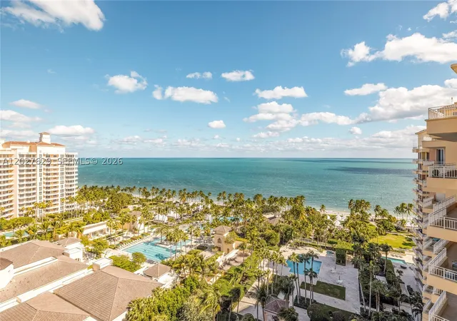 799-crandon-blvd-ph-8-key-biscayne-fl-33149/hzid_3e7a64a2