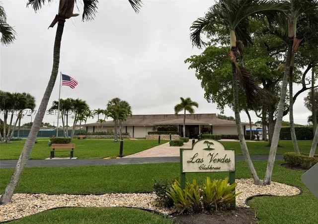 5220-las-verdes-cir-114-delray-beach-fl-33484/hzid_7354c928