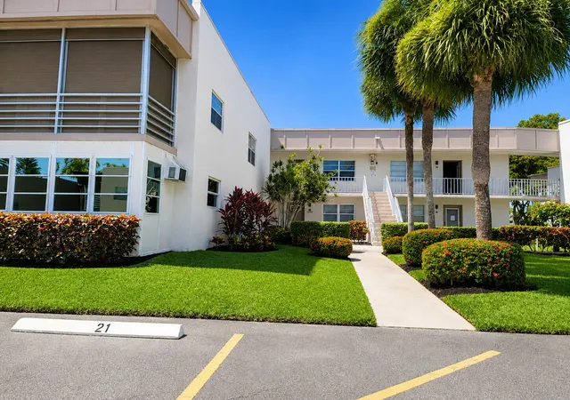 415-normandy-ln-i-delray-beach-fl-33484/hzid_89160748