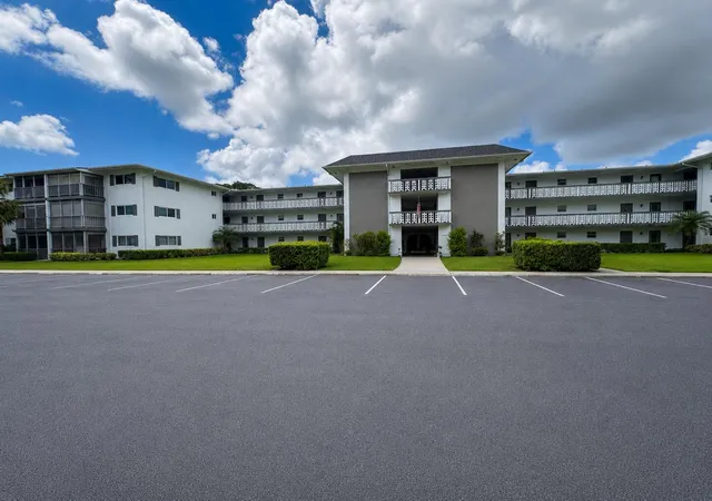 1201-hillcrest-ct-315-hollywood-fl-33021/hzid_ae311cc0