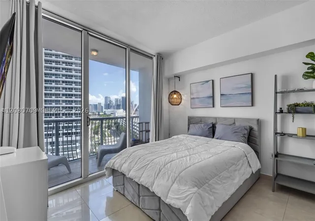 1750-n-bayshore-dr-1204-miami-fl-33132/hzid_0bdd7cdf