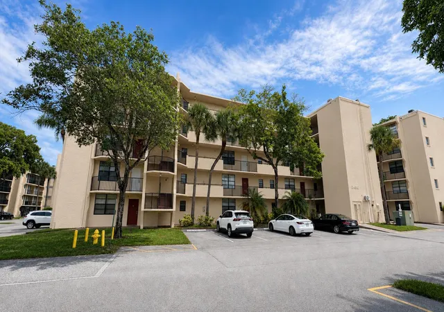3450-blue-lake-dr-204-pompano-beach-fl-33064/hzid_c05753e8