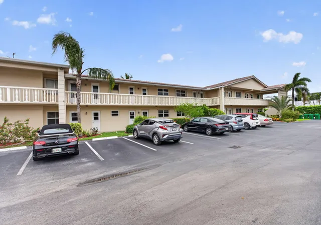 2115-ne-42nd-ct-109n-lighthouse-point-fl-33064/hzid_f23c0d4e